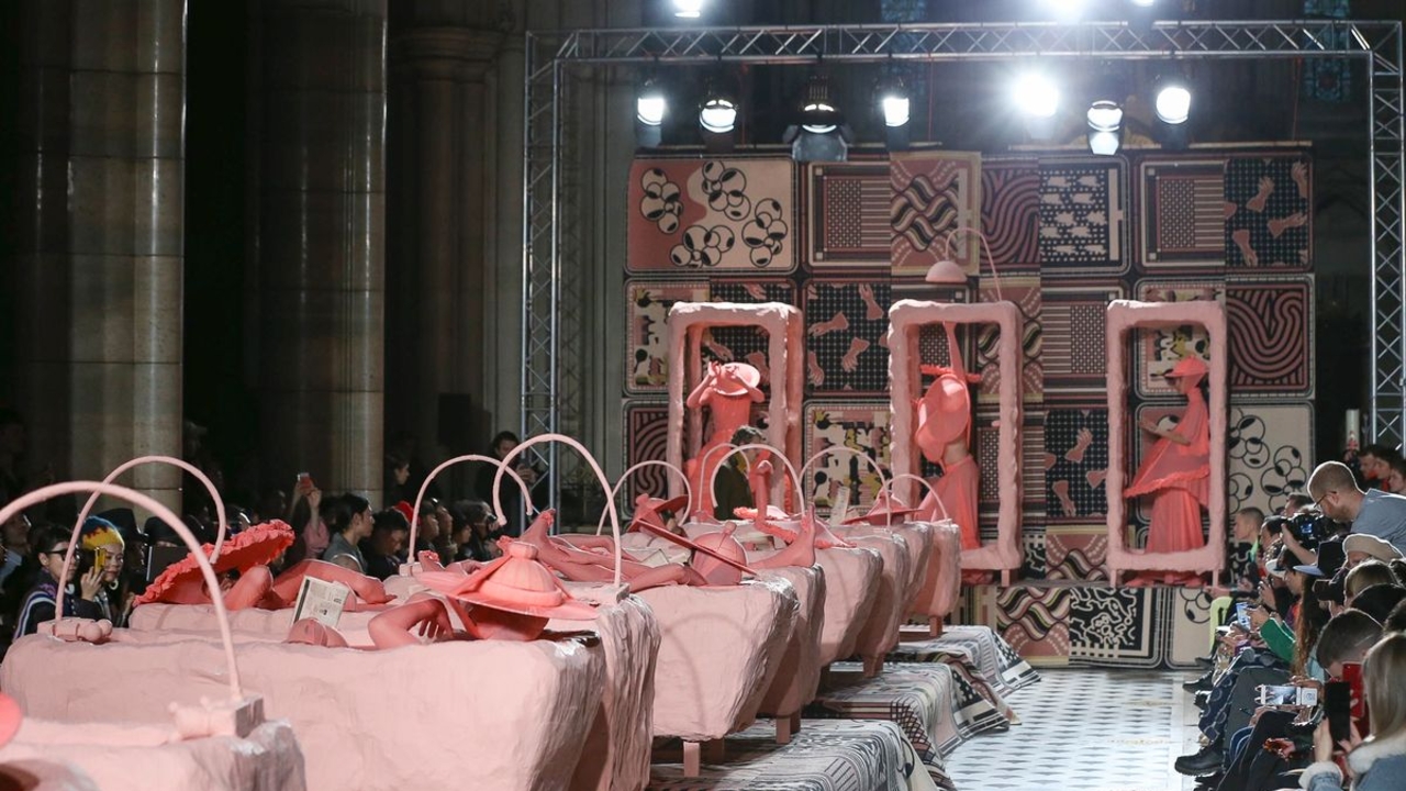 Please Remove Before Washing-catwalk.